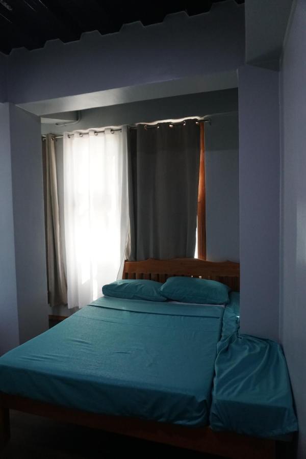 L Cafe Restobar & Lyn'S Guest House San Juan  Luaran gambar