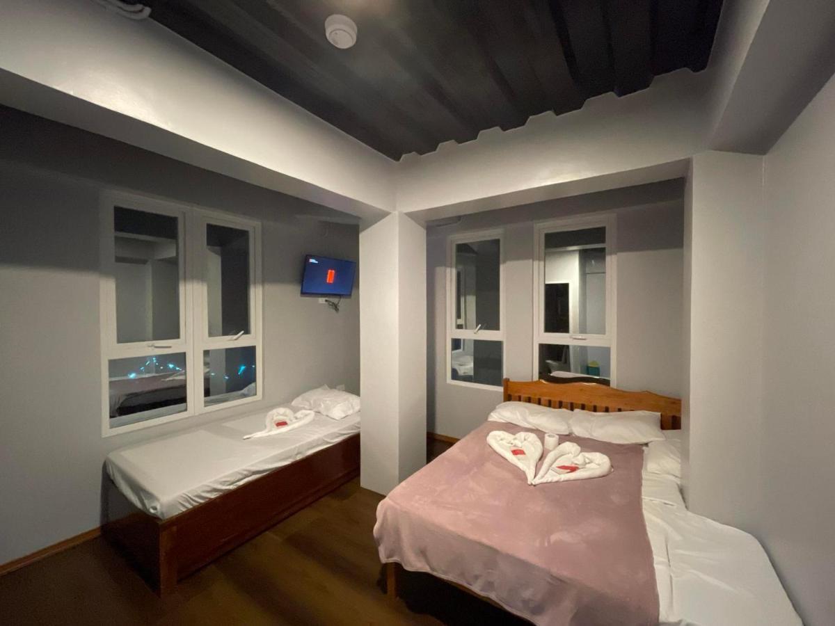 L Cafe Restobar & Lyn'S Guest House San Juan  Luaran gambar