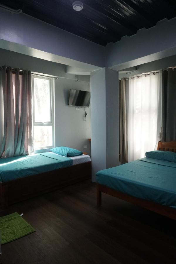 L Cafe Restobar & Lyn'S Guest House San Juan  Luaran gambar