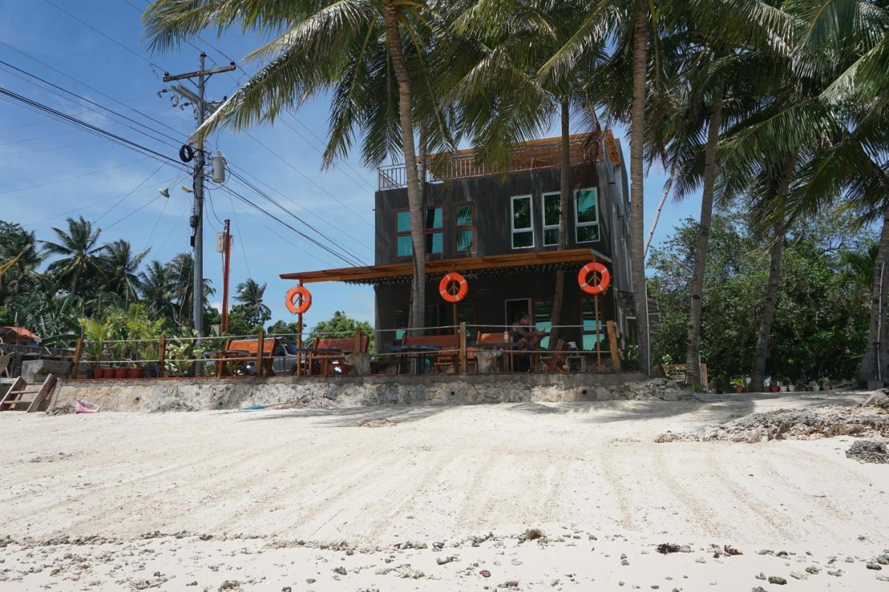 L Cafe Restobar & Lyn'S Guest House San Juan  Luaran gambar